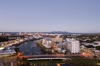 Holiday Inn Townsville