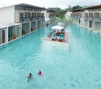 The Briza Beach Resort, Khaolak