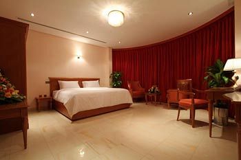 Al Madina Suites Doha