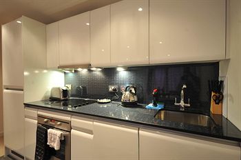 Base Serviced Apartments - Spectrum