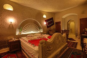 Safran Cave Hotel