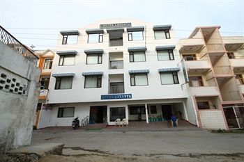 Hotel Lavanya